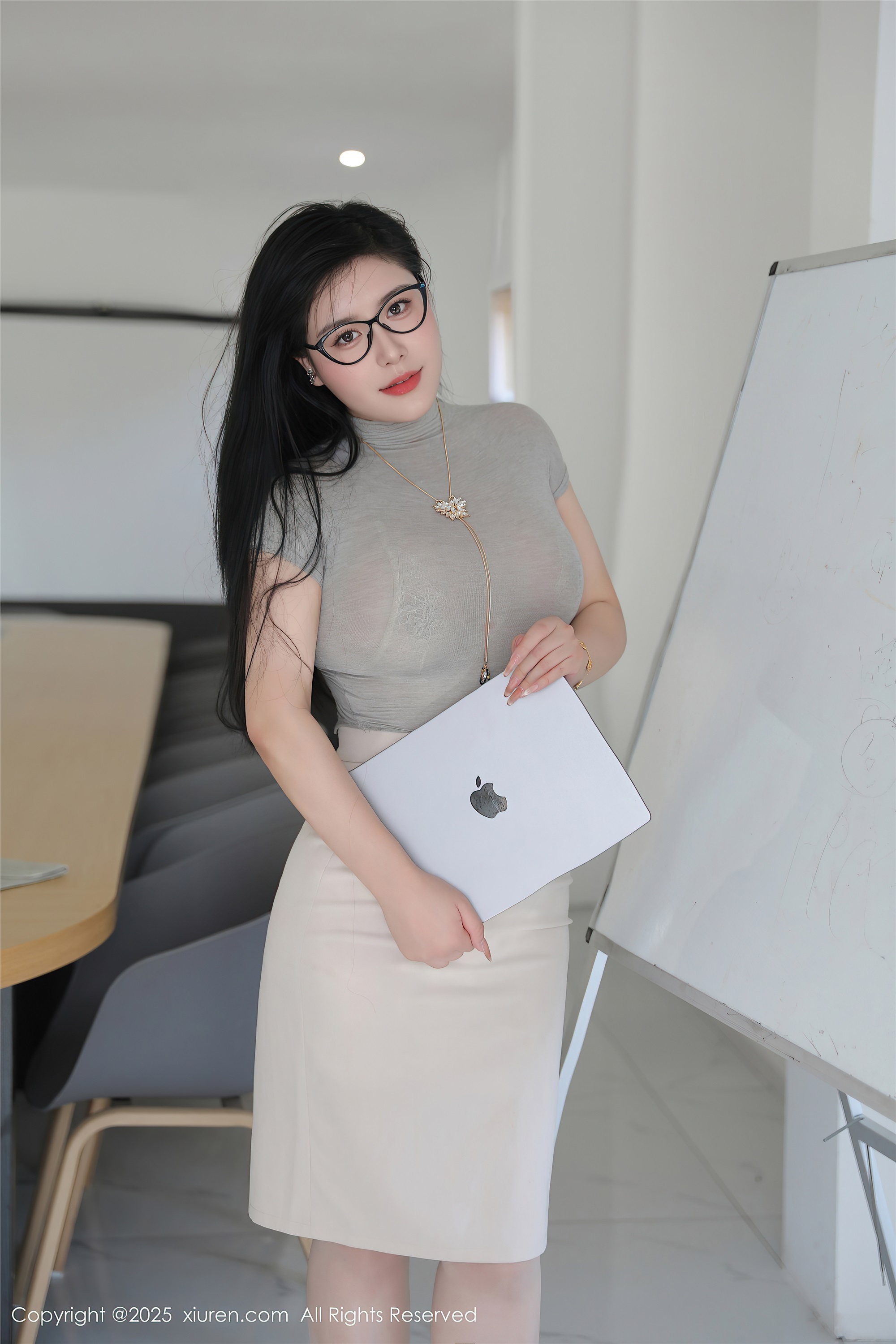 Xiuren秀人网 2025.07.01 NO.10488 王婉悠Queen